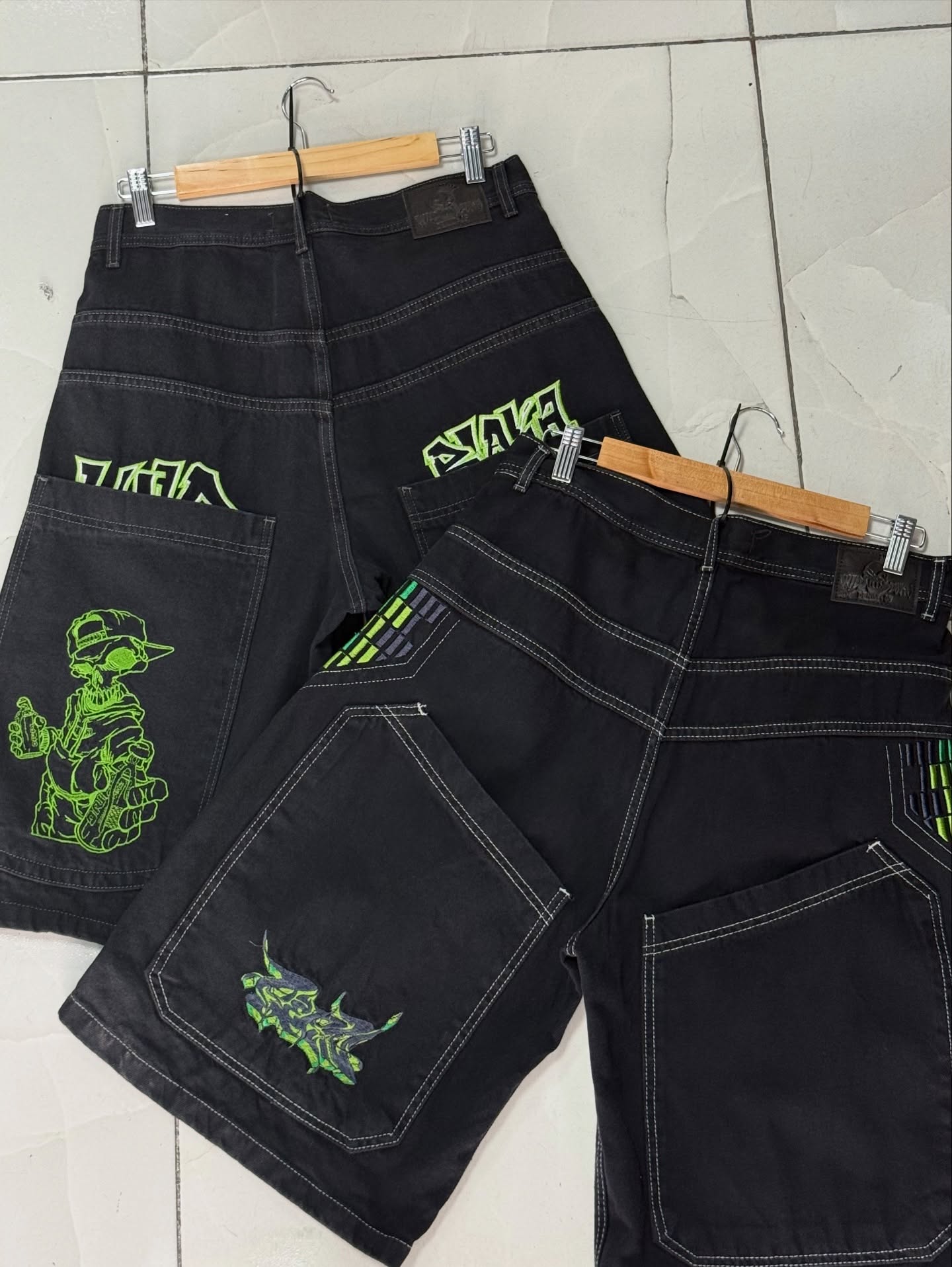 Y2K Green Skull Denim Short Je - đánh giá và giá Embroidery On Jeans