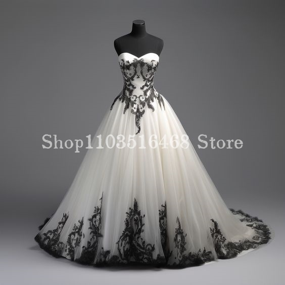 Black White Gothic Embroidered - đánh giá và giá Embroidery White Dress