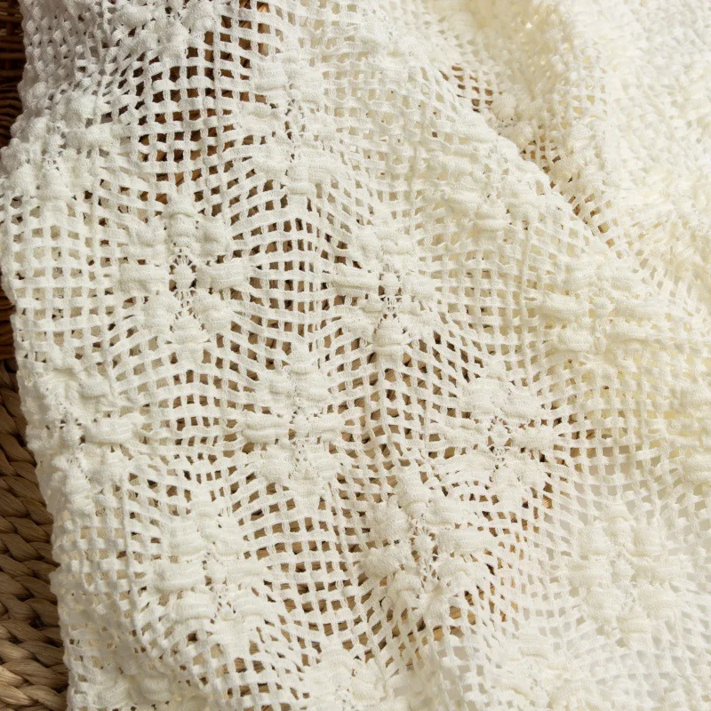 Bubble ruched jacquard lace fa - đánh giá và giá Embroidery Meaning